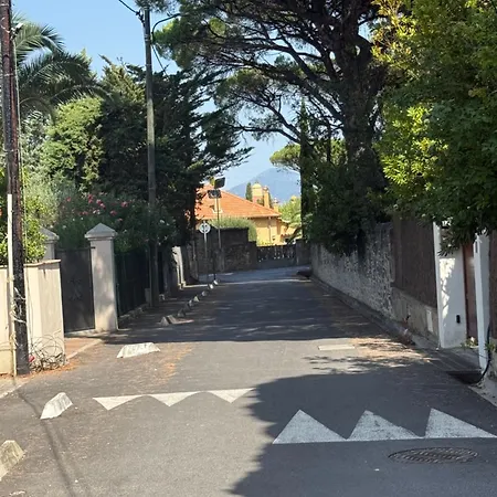 Modern Hideway * Сен-Тропе